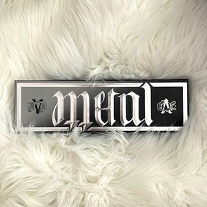 Brand New Kat Von D Matte Metal Palette